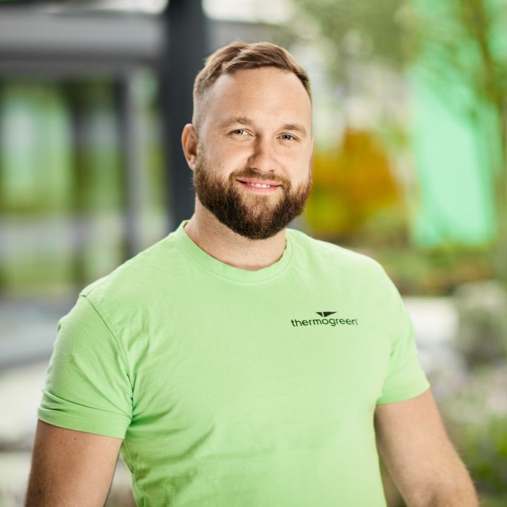 Portrait von Marcin Drzagan, Chef Monteur der Thermogreen AG.