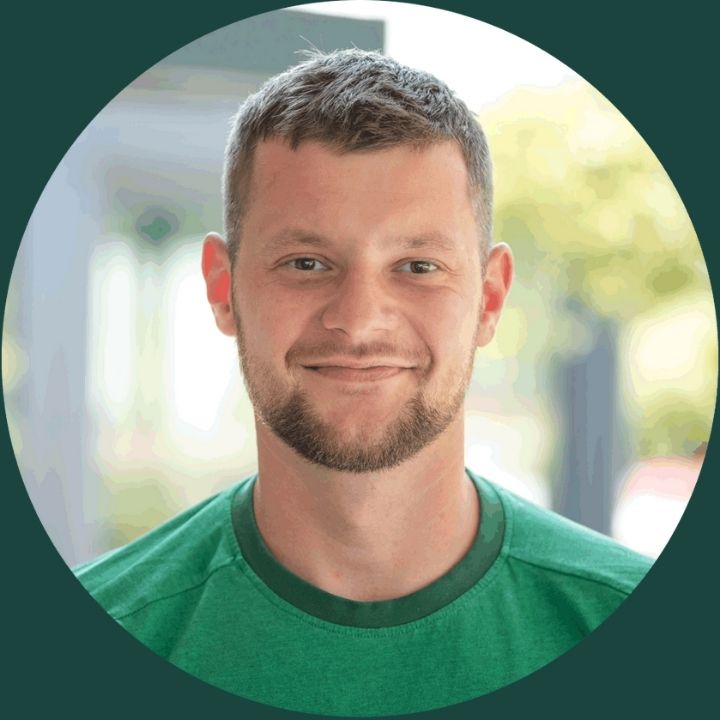 Portrait von Tomas Nemcok, Monteur der Thermogreen AG.