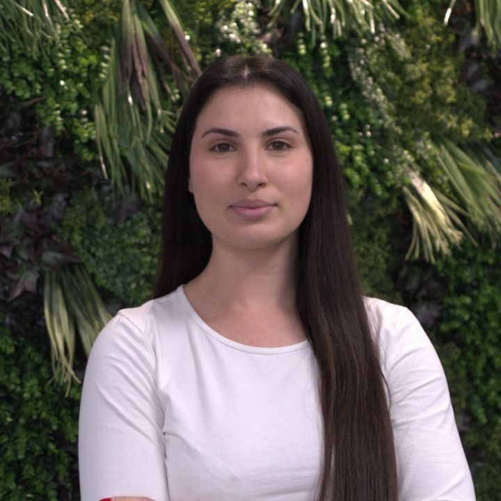 Portrait von Mónica Martins, Projektadministration bei der Thermogreen AG.